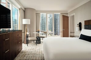 Suite, 1 King Bed, Lake View | 1 bedroom, premium bedding, down comforters, in-room safe - Loews Chicago Hotel (Chicago)