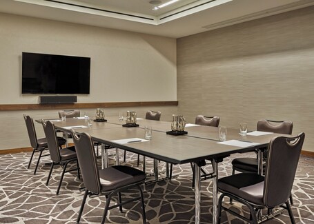 Loews Chicago Hotel - Image 37