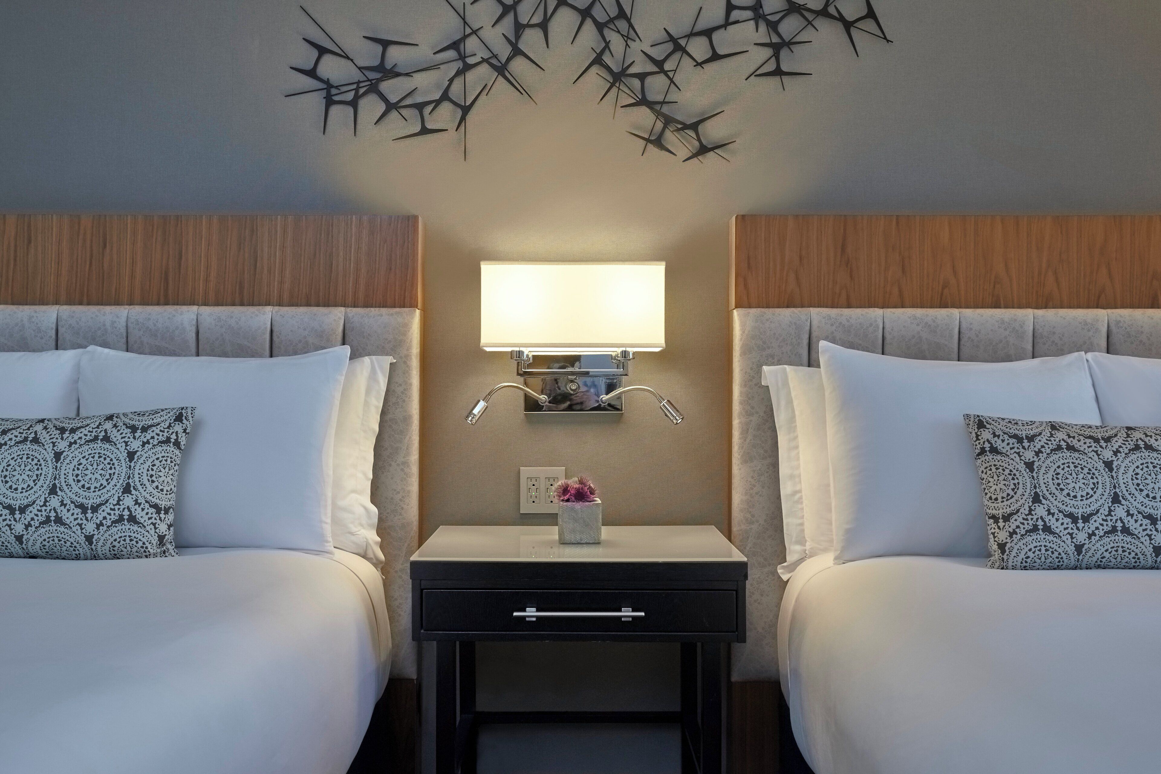 1 bedroom, premium bedding, in-room safe, desk