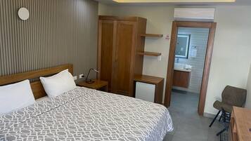 Coffres-forts dans les chambres, bureau, Wi-Fi gratuit