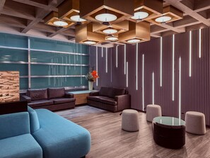 40-inch flat-screen TV with cable channels, TV - Hotel Marbella (Mexico City)