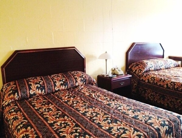 Double Room, Smoking