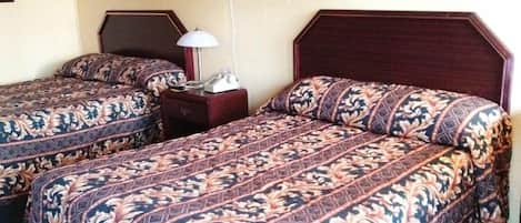 Double Room, Non Smoking | Egyptian cotton sheets, memory-foam beds, soundproofing