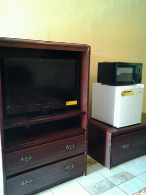 Queen Room, Smoking | Room amenity