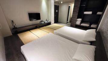 Japanese-style Quadruple Room