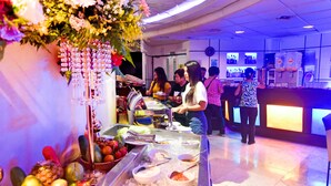 Free buffet breakfast - Rajah Park Hotel (Cebu City)