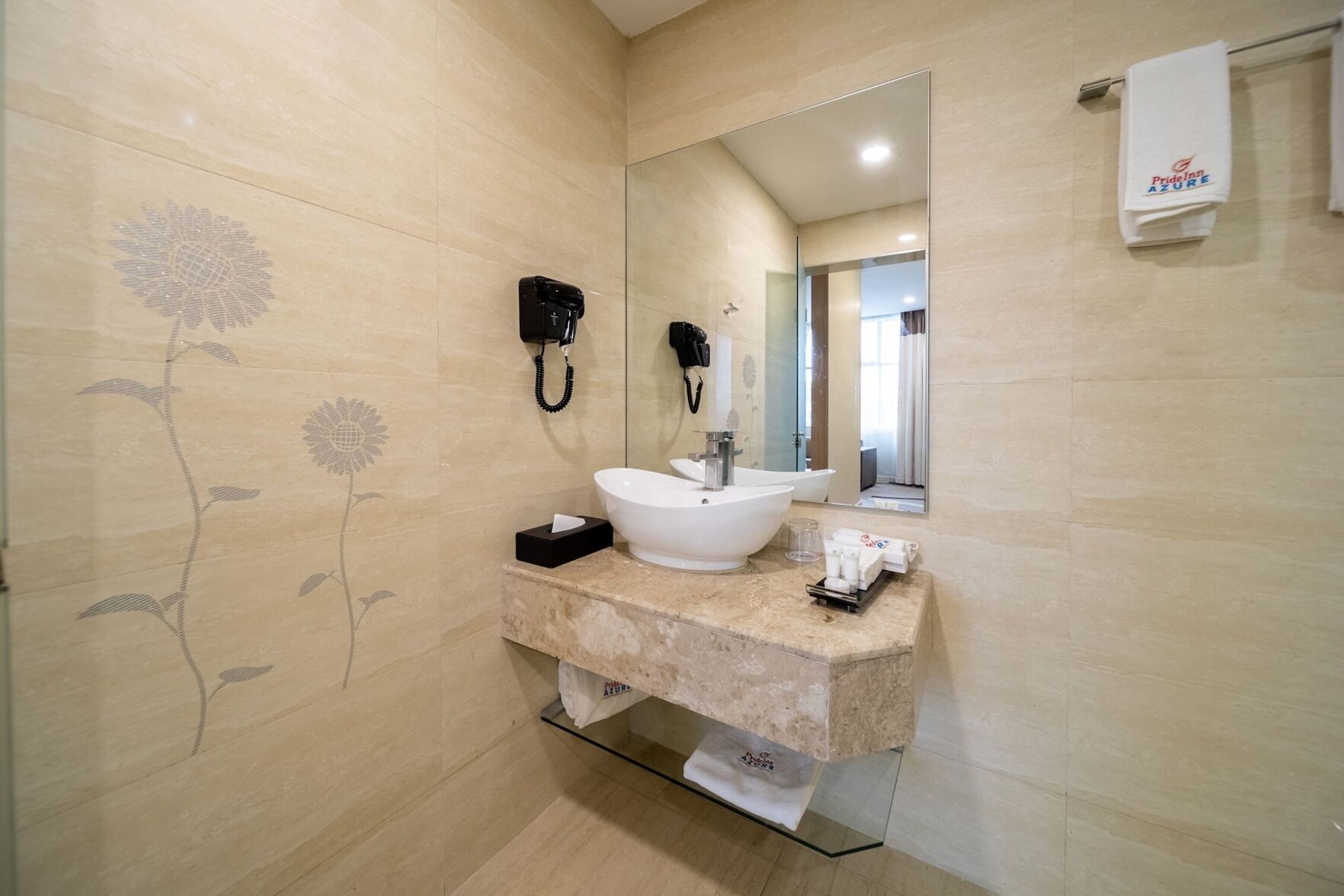 Combined shower/bathtub, hair dryer, bathrobes, slippers