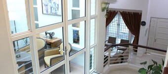 Nautilus Bay Home Inn