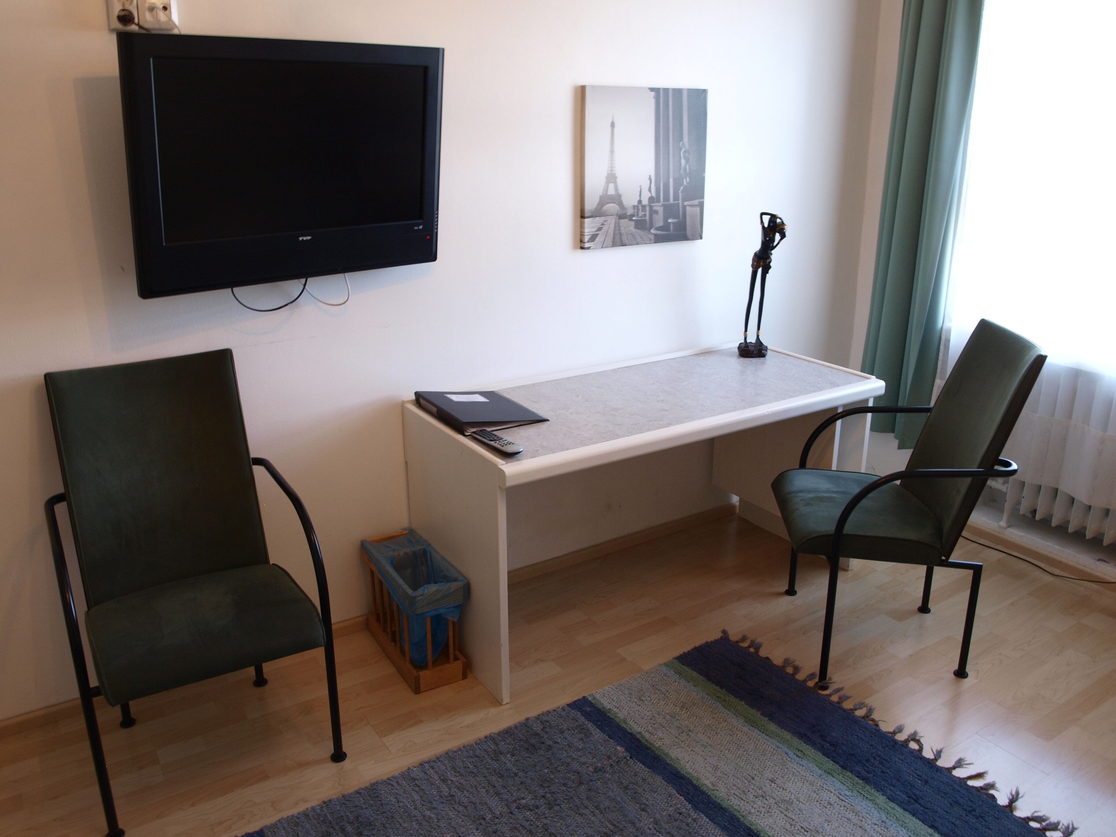 twin room | 1 bedroom, minibar, free wifi