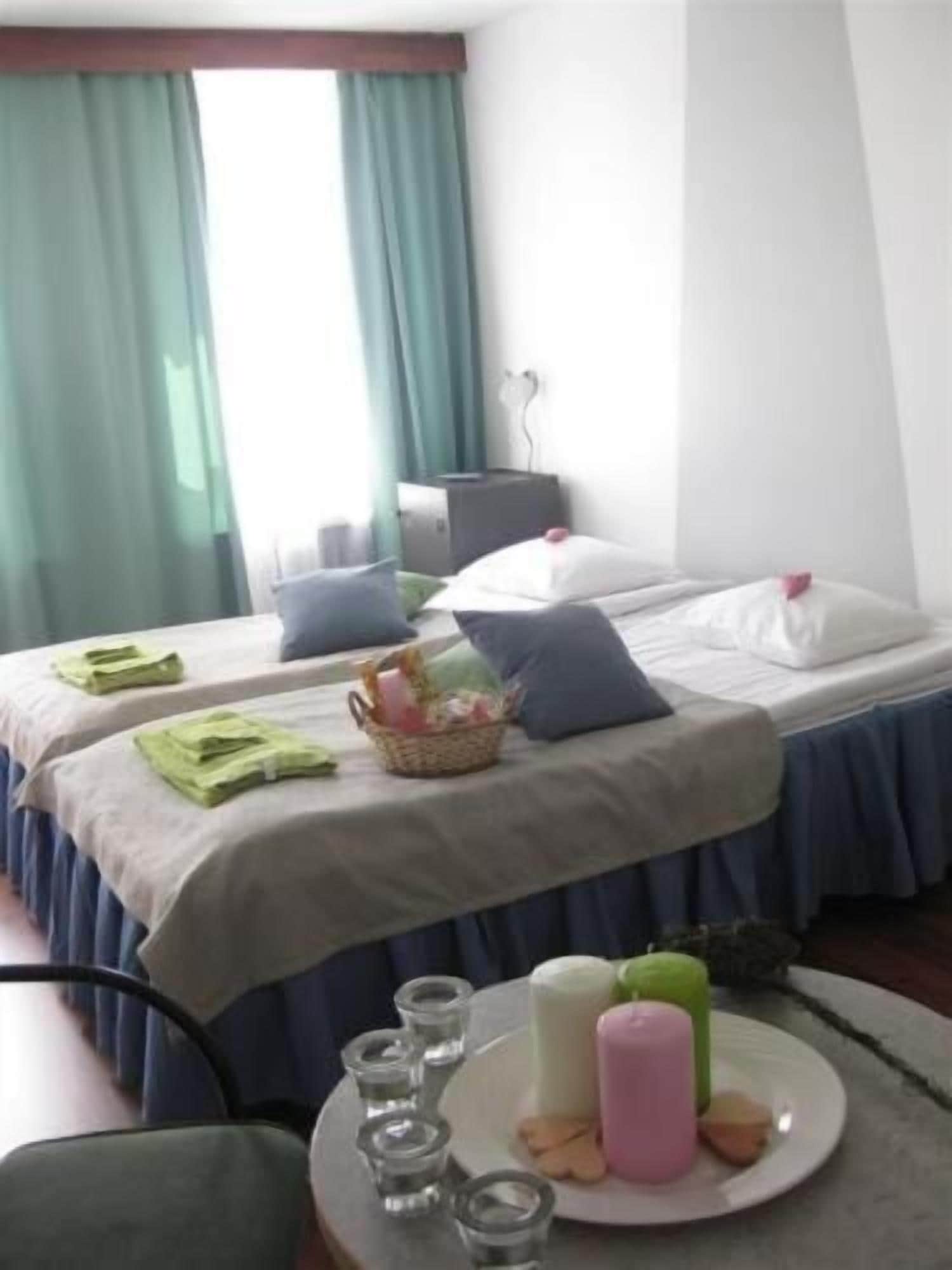 1 bedroom, minibar, free wifi