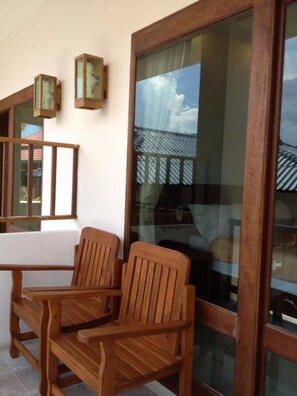 Standard Double Room | Terrace/patio - Rin Bay View Resort (Ko Pha-ngan)