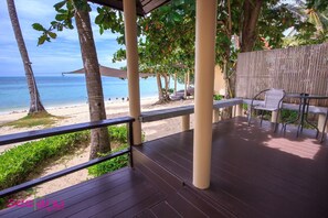 Romantic Bungalow, Beachfront  | Vista do quarto