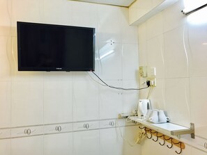 Blackout curtains, free WiFi - Beverly Guest House (Kowloon)