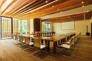สถานที่จัดงานประชุม