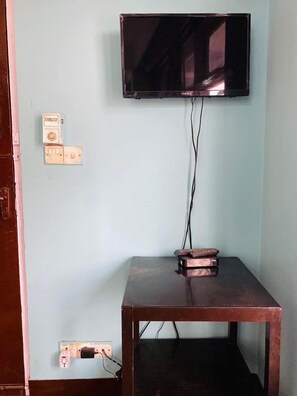 Double Room | In-room safe, desk, soundproofing, free WiFi - Hotel Discovery Inn (Kathmandu)