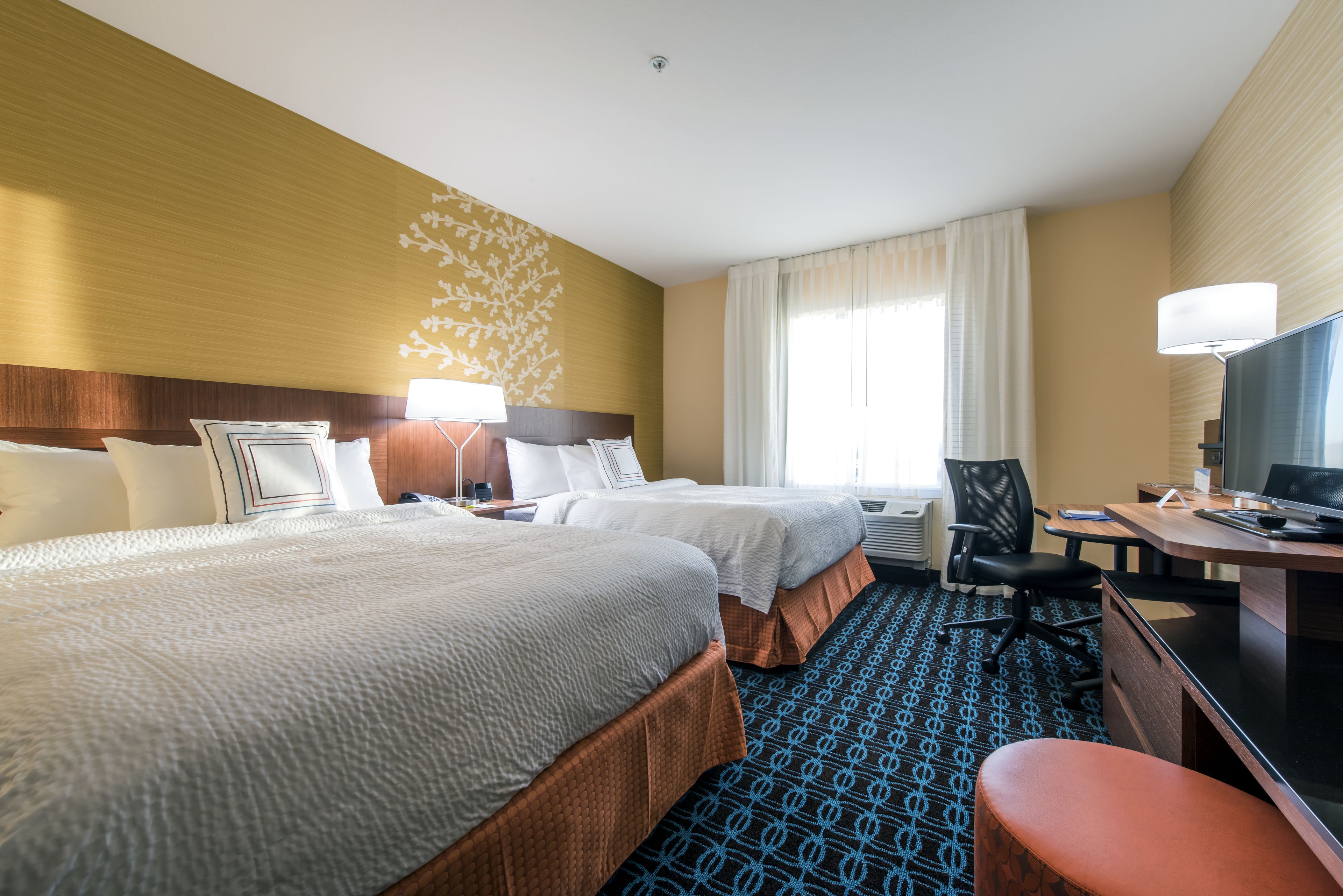 pillow-top beds, in-room safe, desk, iron/ironing board