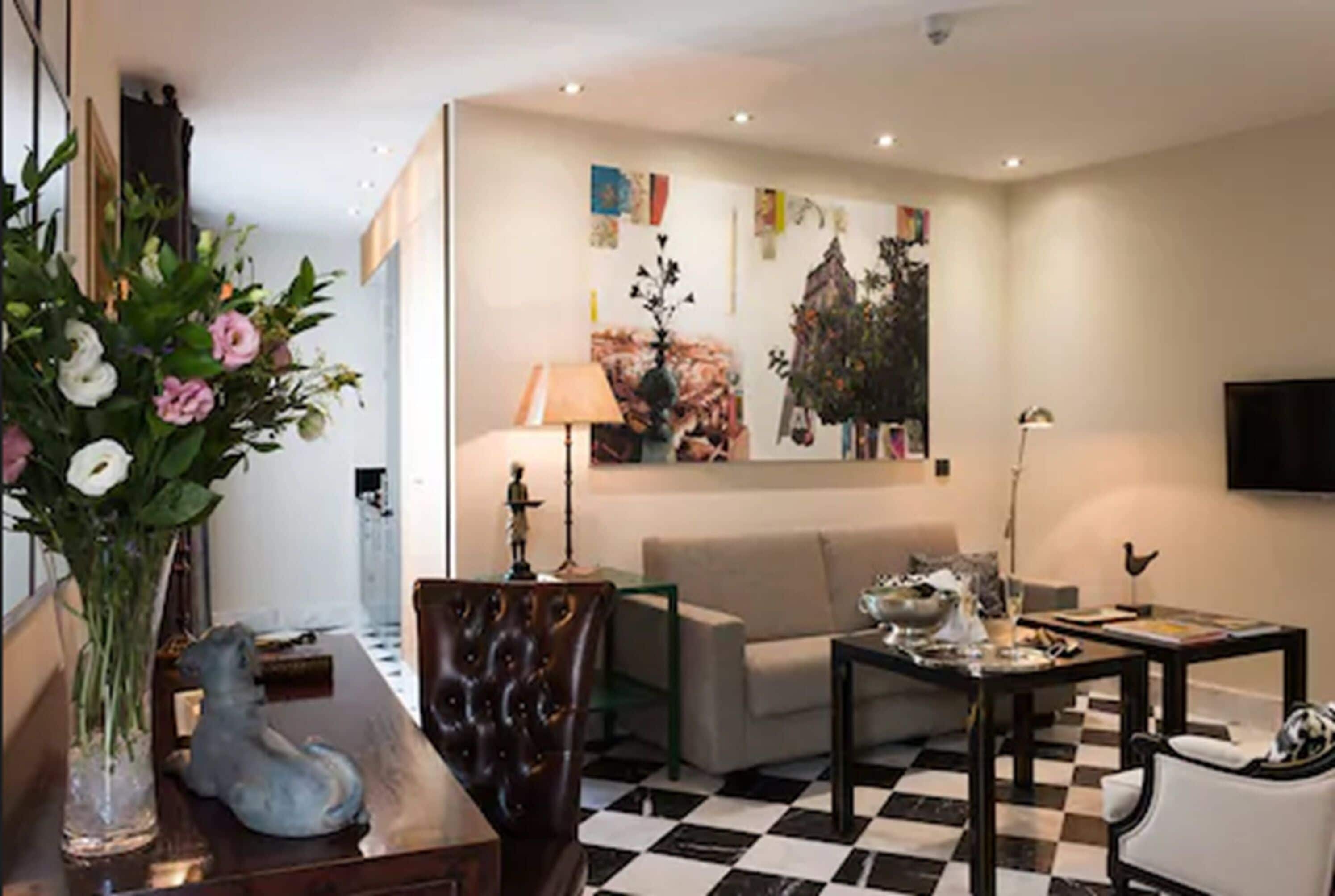 华丽公寓, 1 间卧室 | 客厅 | 40-英寸纯平电视 （配备卫星频道）、电视