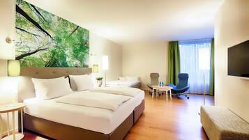 In-room safe, desk, soundproofing, free WiFi