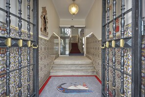 Entrée de l’hébergement