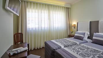 Een kluis op de kamer, individueel gedecoreerd, individueel gemeubileerd