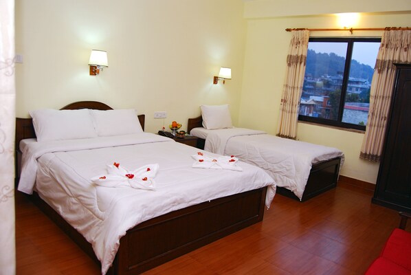 Deluxe Double or Twin Room (with Fan)