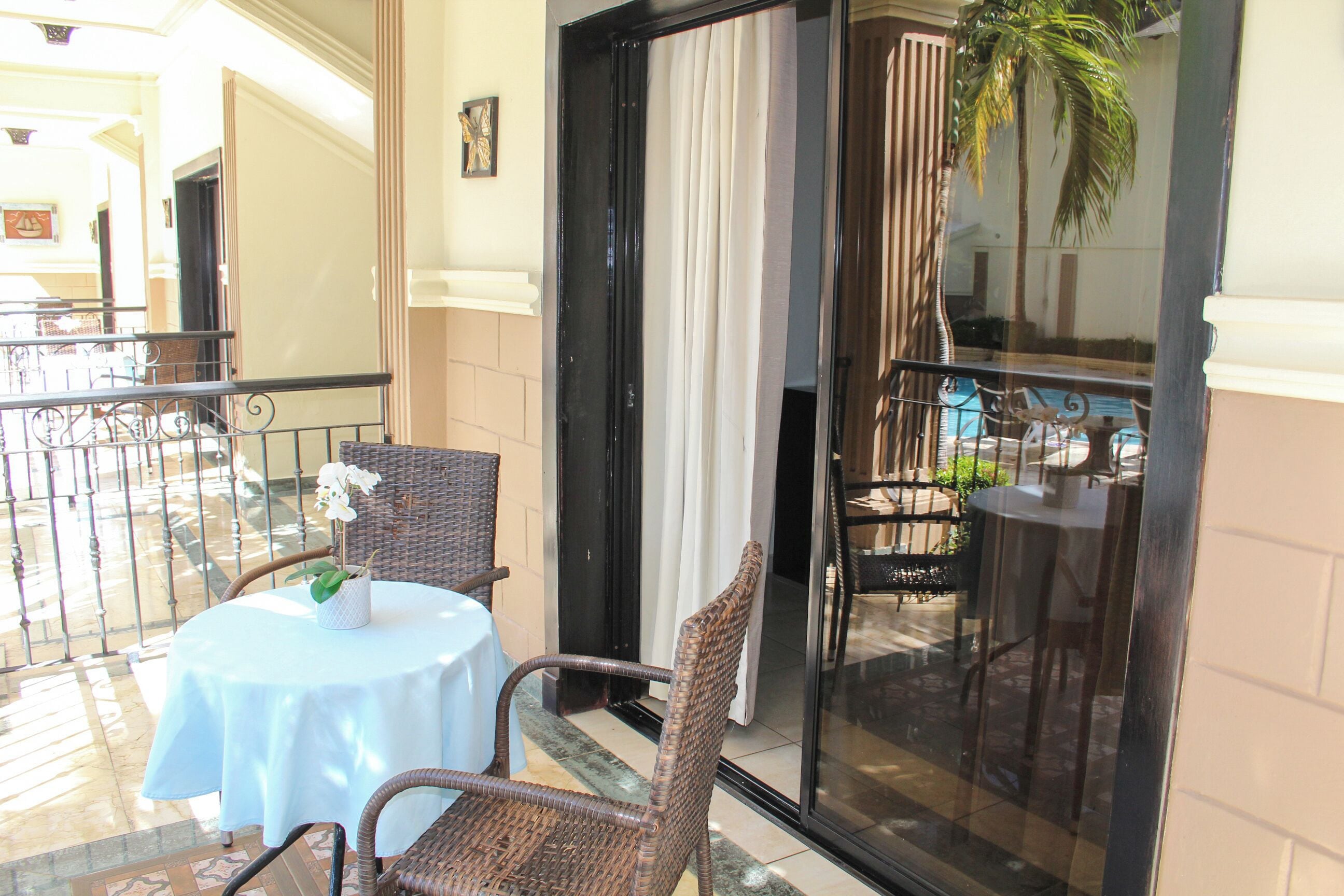 Suite Deluxe con Cama King y Queen | Balcony