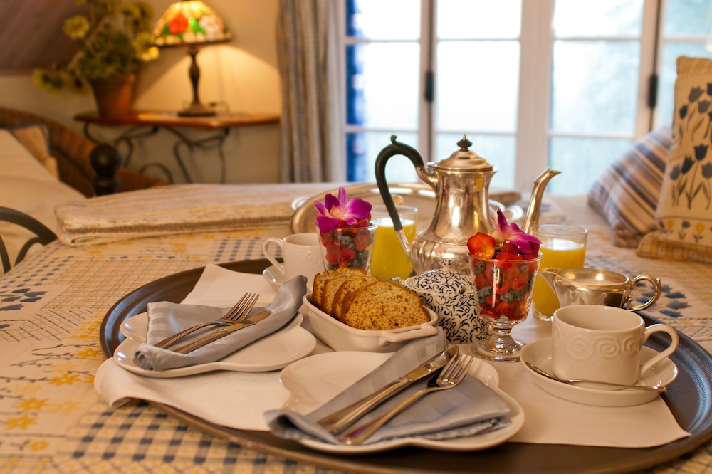 Le Petit Clocher Gîte Touristique B & B by null