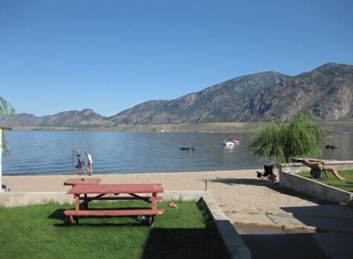 Spanish Fiesta Resort