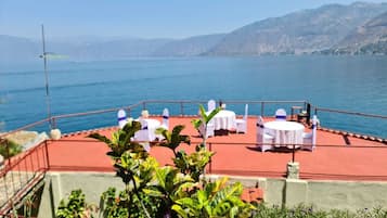 Sundeck