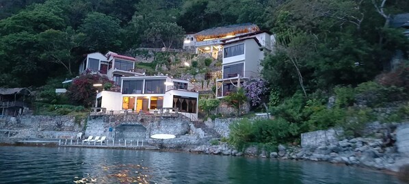 Exterior - Hotel La Villa de los Dioses (San Antonio Palopo)