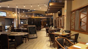 供应早餐、午餐和晚餐,墨西哥菜