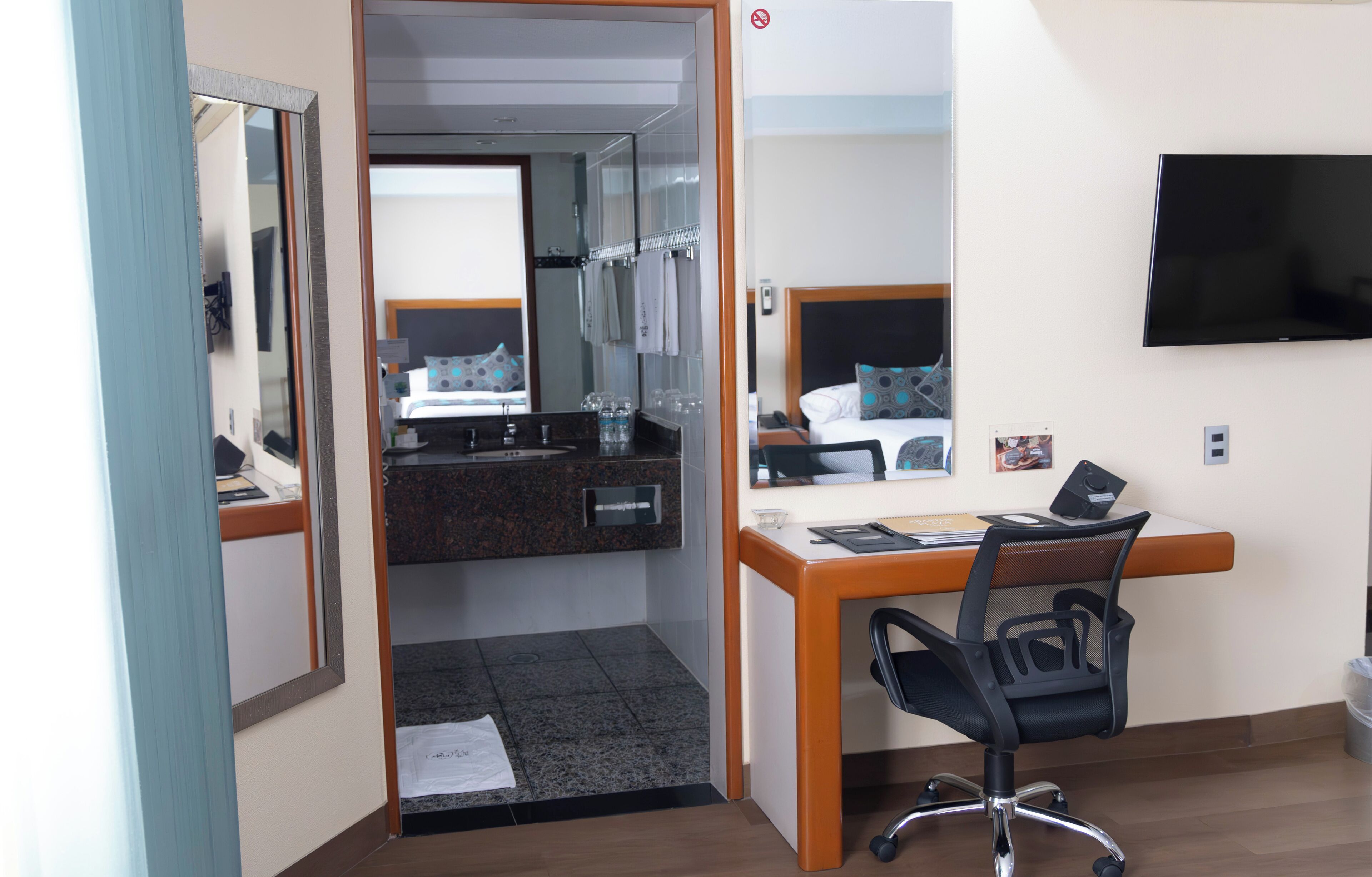 Foto - Hotel Abastos Plaza