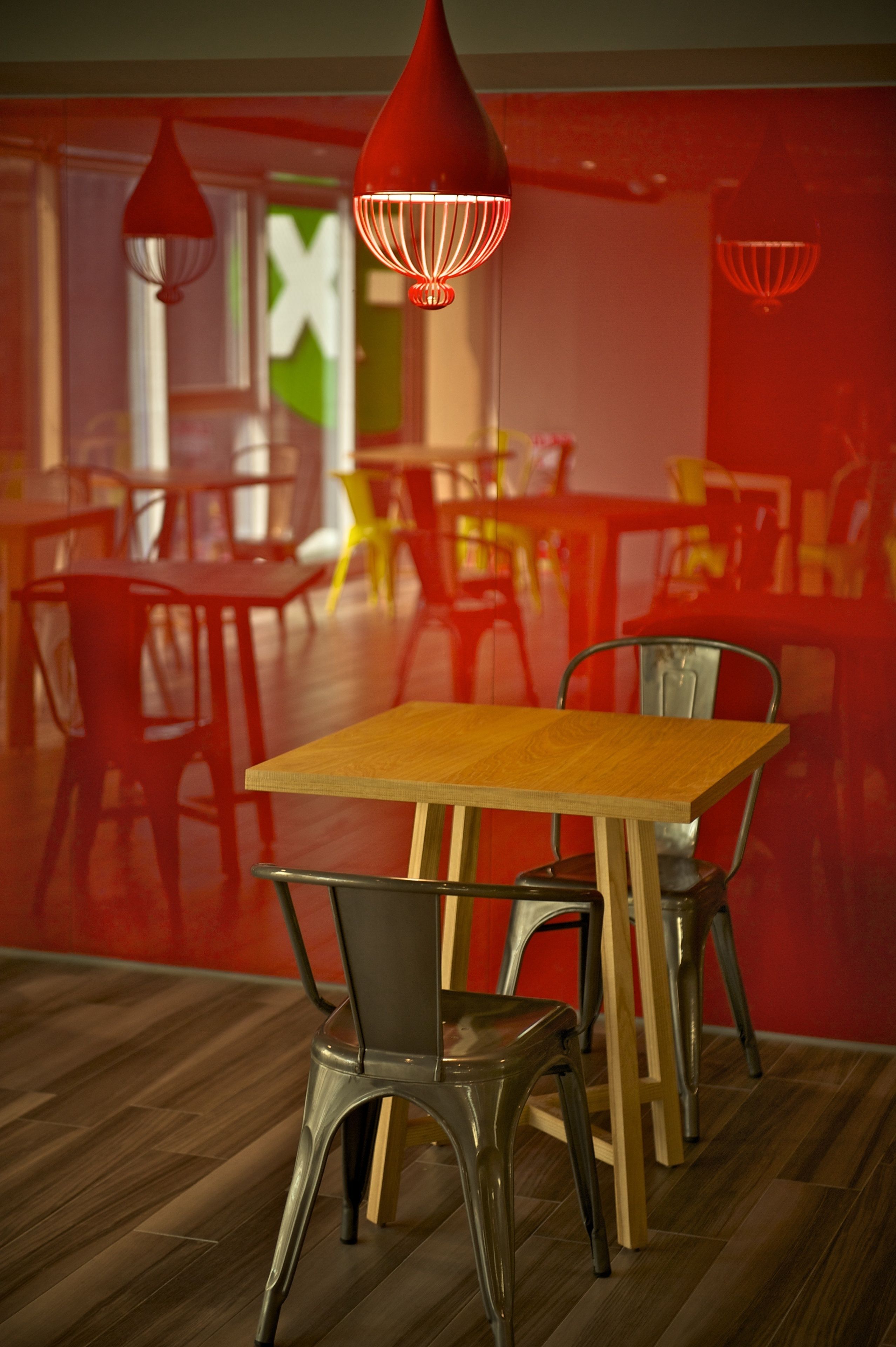 daily buffet breakfast (twd 350 per person)