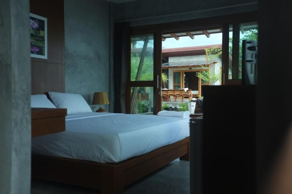 In-room safe, rollaway beds, free WiFi