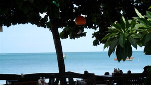 Unclassified image, 4 of 60, button - Dreamland Resort (Ko Pha-ngan)