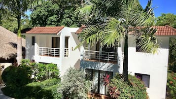 Kiến trúc tòa nhà