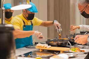 Breakfast, lunch and dinner served - Bayfront Hotel Cebu - North Reclamation (Cebu City)