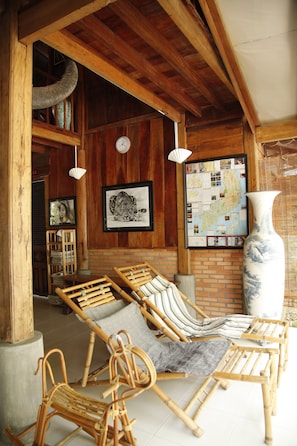 Nội thất lối vào