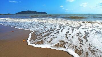 Beach nearby, sun loungers