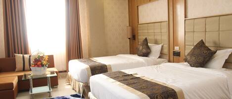 Minibar, in-room safe, desk, blackout drapes