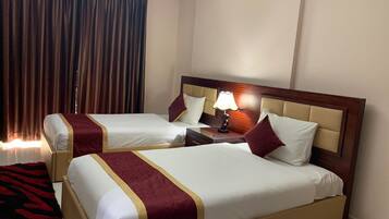 Superior-Studio (Twin Beds)
