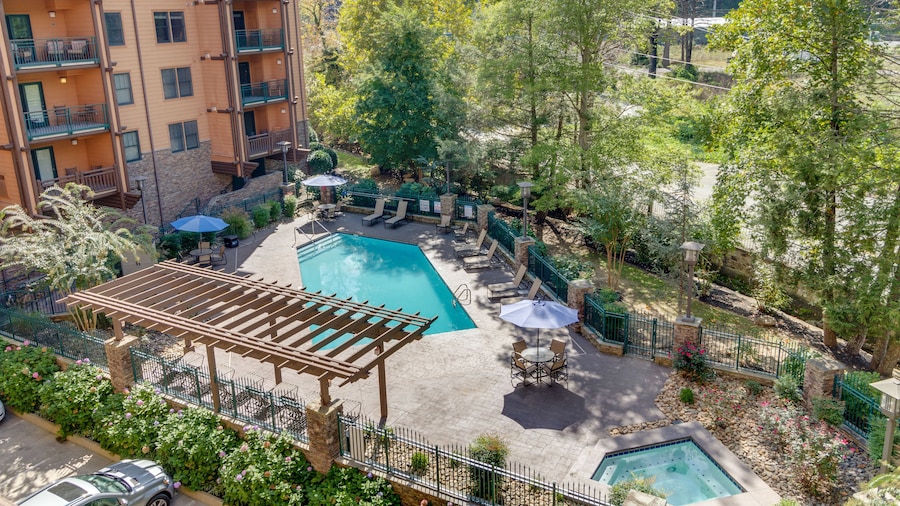 Baskins Creek Condos