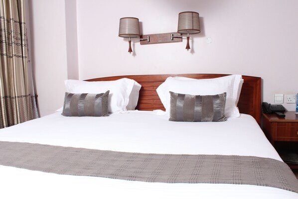 In-room safe, desk, free WiFi, bed sheets