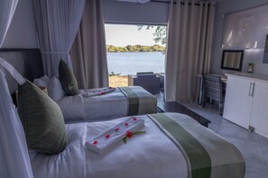  Riverside Room - Victoria Falls Waterfront (Livingstone)