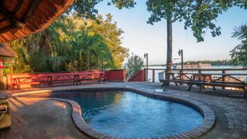 2 outdoor pools, pool umbrellas, sun loungers