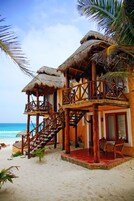 Panoramic Double Room, Ocean View, Beachfront | Living area