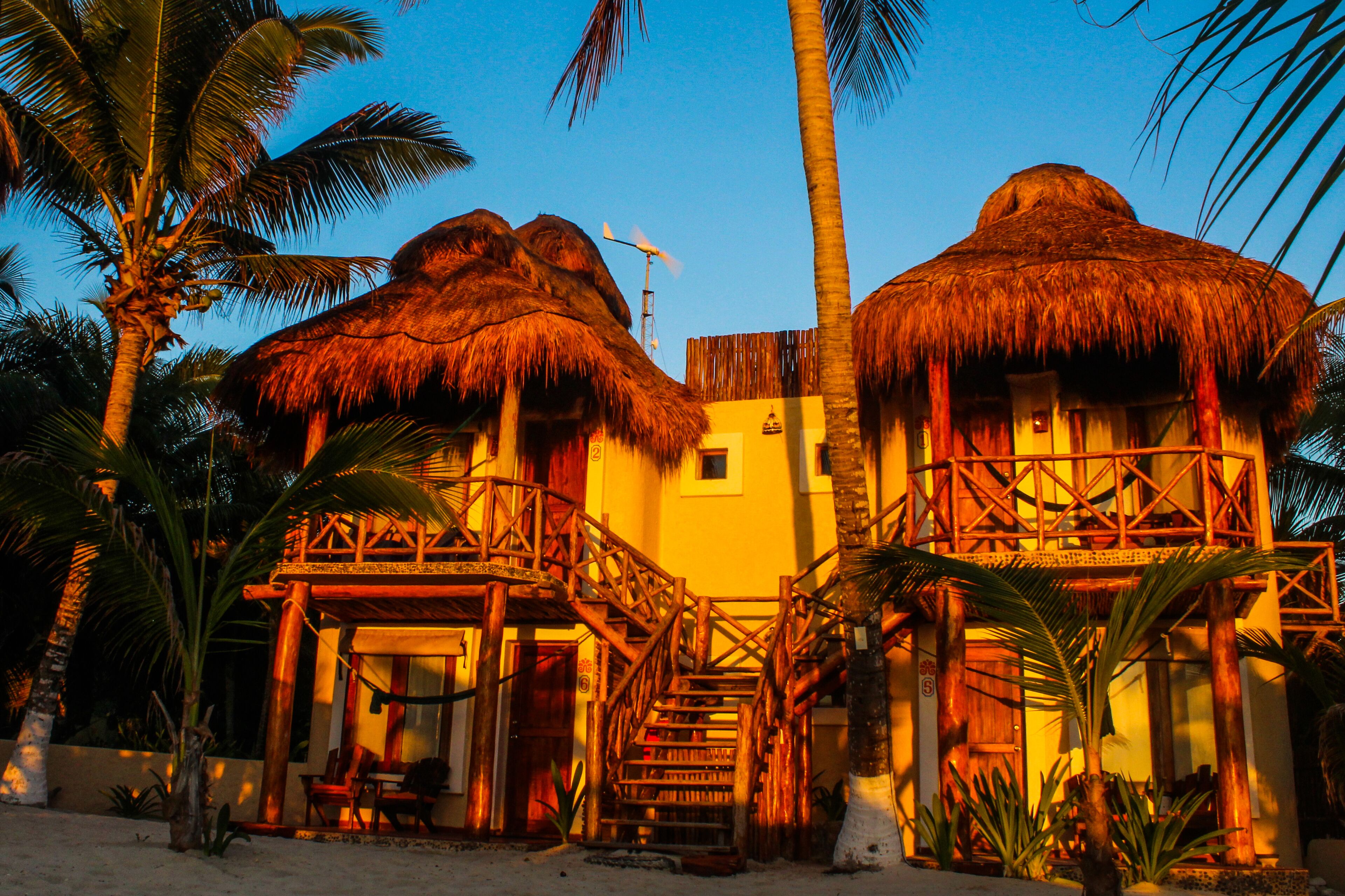 room, 1 king bed, ocean view | 1 bedroom, in-room safe, individually decorated, individually furnished