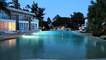 Piscina externa