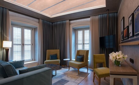 10 Karakoy Istanbul Special Class - Image 37