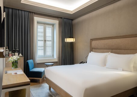 10 Karakoy Istanbul Special Class - Image 62